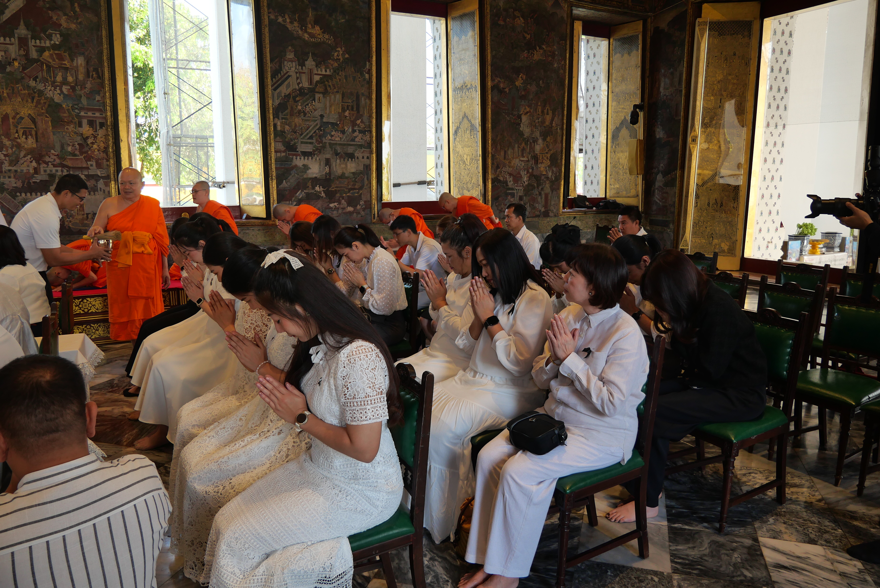 title - ปลัดกระทรวงเกษตรและสหกรณ์ พร้อมด้วยคณะผู้จัดเตรียมงานพระราชพิธีพืชมงคลจรดพระนังคัลแรกนาขวัญ ประจำปี ๒๕๖๙ ทำบุญถวายผ้าไตรและเครื่องไทยธรรม